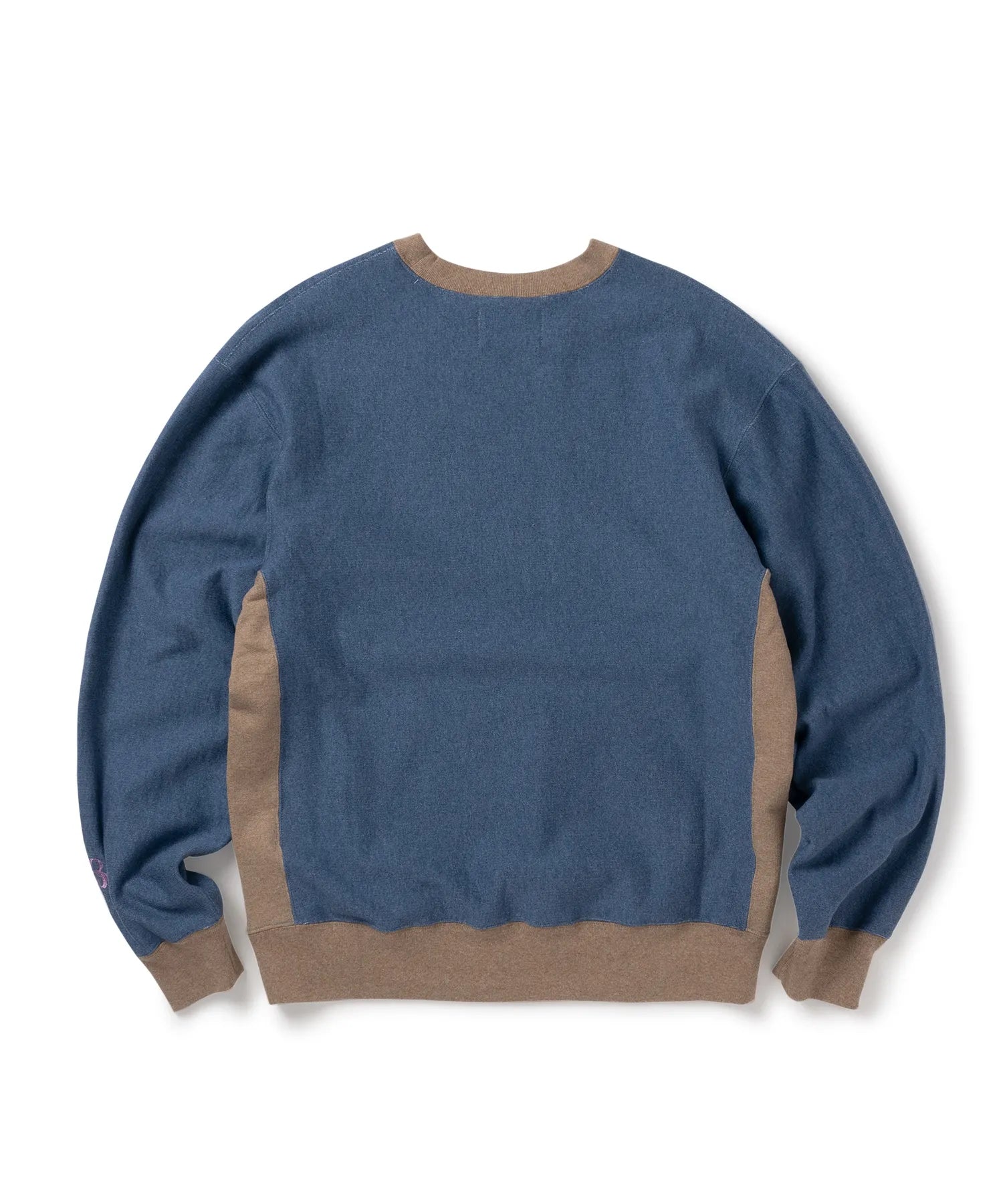 DREAM CREWNECK SWEATSHIRT