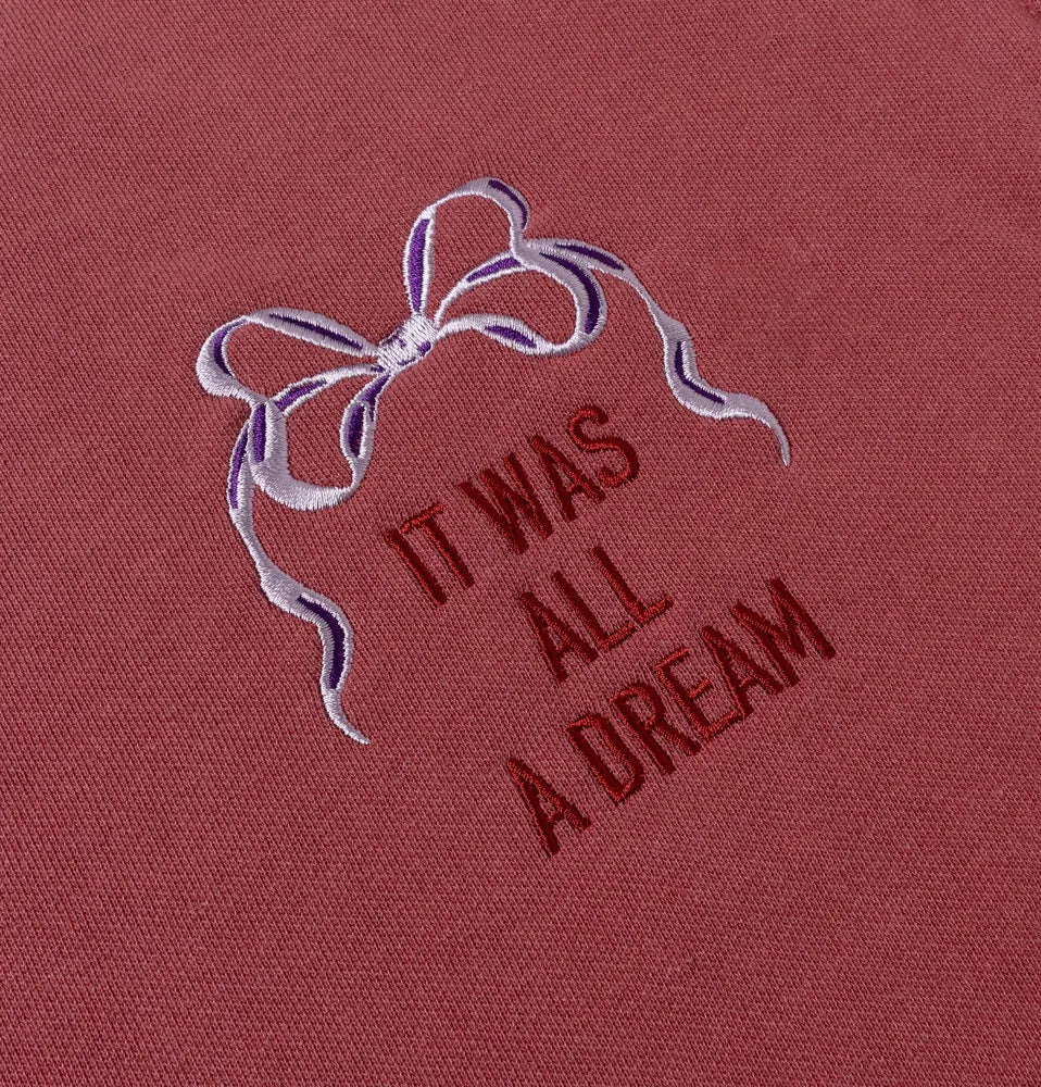 QUEEN CREWNECK SWEATSHIRT