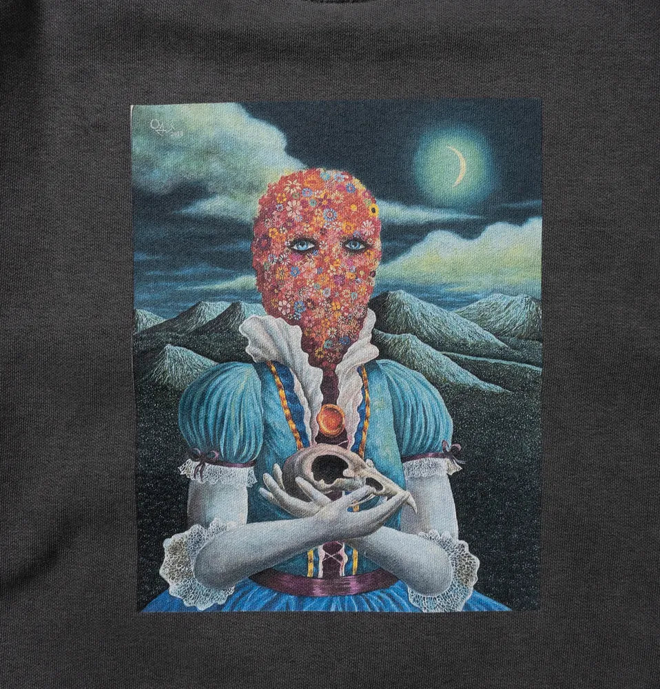 QUEEN CREWNECK SWEATSHIRT