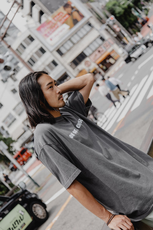 COURTESAN TSHIRT