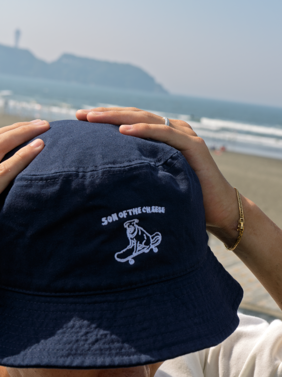 DOG SKATE BUCKET HAT