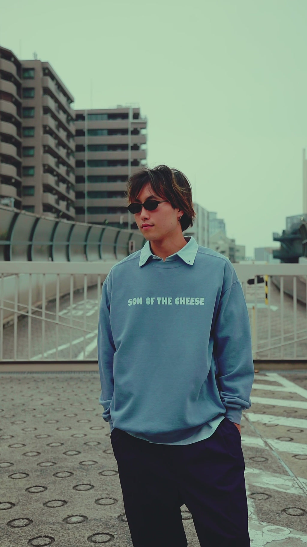 ROMANCE SWEAT