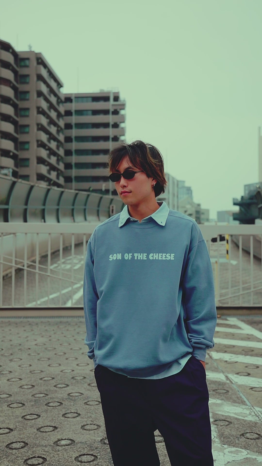 ROMANCE SWEAT